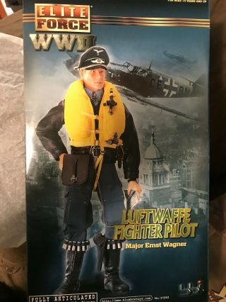 Elite Force Wwii Luftwaffe Fighter Pilot Major Ernst Wagnor 12 " Figure