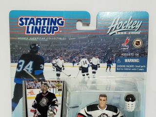 DOMINIK HASEK Buffalo Sabres 1999 - 2000 NHL Starting Lineup SLU Figure & Card 3