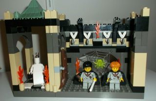 Lego 4704 Harry Potter The Room Of The Winged Keys 100 Online Instructions