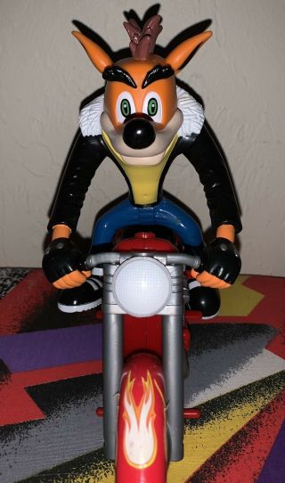 Crash Bandicoot Stunt Cycle Figure And Motorcycle Rare 1999 Playstation