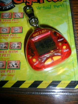 1997 Jurassic Park The Lost World Baby T - Rex Giga Pets Tiger Electronics MIP 2