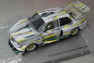 1/18 Autoart Bmw Art Car - Bmw 320 I Gr.  5 Roy Lichtenstein 24h Le Mans 1977