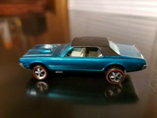 Hot Wheels Redline 1967 Custom Cougar teal/blue Black Roof Hong Kong 2