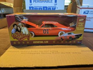 Johnny White Lightning General Lee 1:25 The Dukes Of Hazzard 1969 Charger Chase