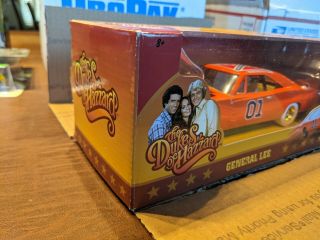 JOHNNY WHITE LIGHTNING GENERAL LEE 1:25 THE DUKES OF HAZZARD 1969 CHARGER CHASE 3