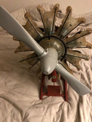 Renwal Visible 9 Cylinder Airplane Engine Assembled 1/4 Scale