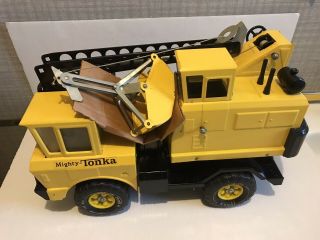 Vintage 1970 ' s Mighty TONKA Mobile Crane No.  3940, 3