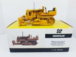 Caterpillar Cat D2 With Tool Bar Blade - Speccast 1:16 Scale Model Cust782