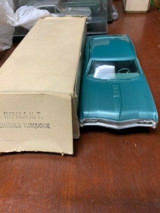 1967 Chevrolet Impala Promo Emerald Turq NM 3