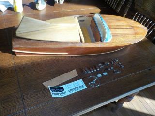 Dumas 1 Chris Craft 1955 Cobra Boat Kit Scale Model Wood Rc Built