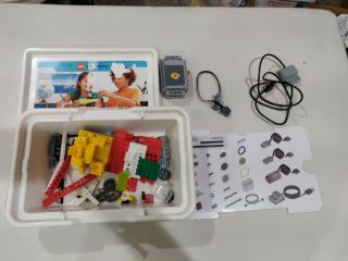 Lego Education Wedo 1.  0 9580 Incomplete