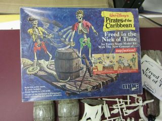 Mpc Disney Pirates Of The Caribbean Model Kit Freed In The Nick Of Time Open Box