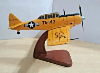 35 - 2845 North American At - 6 Texan 1/32nd? Scale Wood Desk Top Display Model