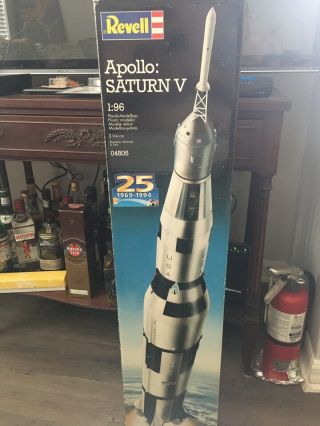 Revell 1/96 Apollo Saturn V 25th Anniversary Edition Plastic Model Rocket 04805