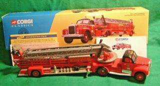 Corgi Toy.  52701.  Mack B Series Aerial Ladder Truck.  Chicago Fire Dept.  Lt Ed.
