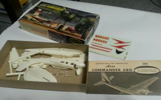 Aurora Aero Commander 680 Model Airplane Kit No.  285 - 39 Copyright Dated 1963 2