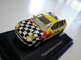 Schuco Edition 1:87 Porsche Cayenne Race Taxi Germany Yellow/black/white/red Nib