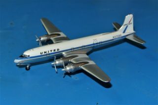 Aeroclassics United Airlines Dc - 6 1/400 N37585