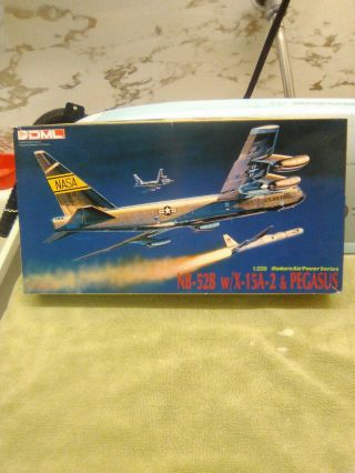Vintage 1991 Dml 1/200 Nb - 52b W/x - 15a - 2 & Pegasus Model Kit