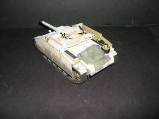 BUILT 1/35 TAMIYA STUG III AUSF G WITH CREW RUSSIAN FRONT WINTER CAMOUFLAGE 3