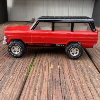 Vintage Tonka Jeep Cherokee Chief Pressed Steel Toy 9.  5 " Made In Usa 1970s
