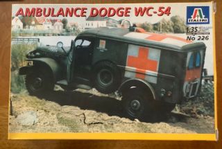 Italeri 1/35 Wc - 54 Ambulance Dodge 226