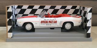 Ertl American Muscle 1:18 Die Cast 1969 Chevy Camaro Indy 500 Pace Car