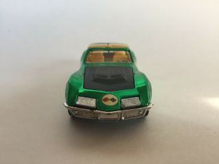 Corgi Toys Chevrolet Corvette Sting Ray Coupe,  green metallic exterior 3