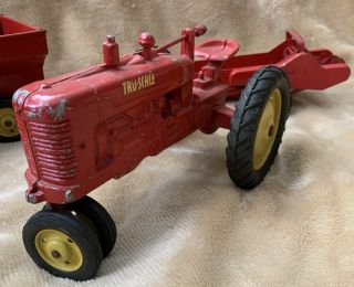 TRU SCALE TRACTOR with Flare Wagon Trailer And Spreader 1950’s Red Yellow Rims 3