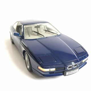 Revell 1/18 Scale Diecast - Bmw 850i In Dark Blue With Grey Interior