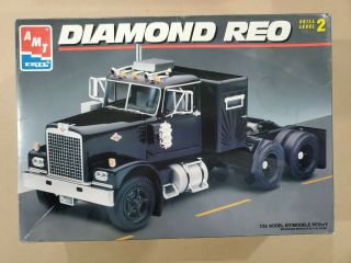 Diamond Reo Tractor Truck Amt Ertl 1:25 Model Kit 8137 Unbuilt,  Bags