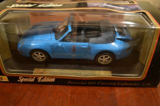 Vintage Maisto Blue Porsche 911 993 1:18 Scale Die Cast Cabriolet Convertible