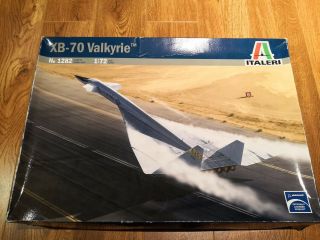 Italeri 1/72 North American Xb - 70 Valkyrie Strategic Bomber Model Kit 1282