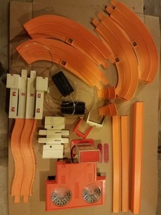 Hot Wheels Sizzler Track,  Curves,  Brake,  Chicane,  Speedometer,  Lap Counter,  more 2