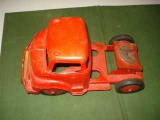 1940 ' s or 1950 ' s WYANDOTTE TRACTOR,  PLASTIC AND METAL,  WOOD HUBS,  RUBBER TIRES 3