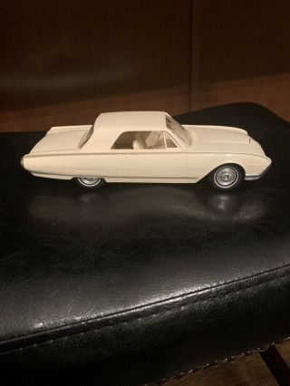1962 Ford Thunderbird Promo Model Corinthian White Hard Top 1:25 Scale Roller
