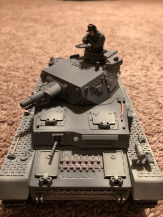 21st Century Toys 1:32 Scale Panzer IV Tank (pre - owned) 2