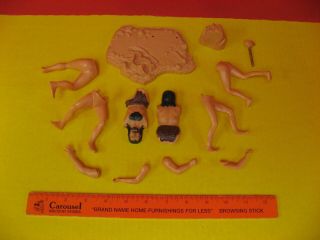 1971 Aurora Prehistoric Scenes Caveman - Cro - Magnon Man - Homo Sapiens Model Kit