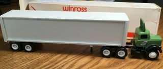 Winross White 9000 Standard Trucking Tractor/trailer 1/64