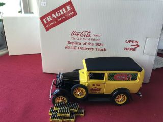 Danbury 1931 Ford Coca Cola Delivery Truck 1:24 Scale Diecast