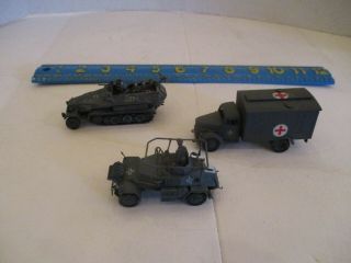 1/72 Ww2 German Opel Blitz Ambulance,  Sdkfz 251,  Sdkfz223 Armored Car,  6 Figures