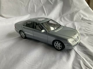 1:18 Maisto Blue/silver Mercedes - Benz S Class El 500 With Sunroof,  In Exc