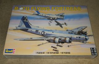 1/48 Revell Monogram Boeing B - 17g Flying Fortress Heavy Bomber Factory