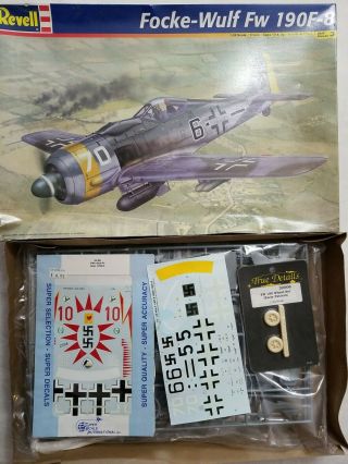 2001 Revell 85 - 5517 Fw - 190f - 8 - 1/32 Scale Kit W/resin Wheel Set & Decal Upgrade