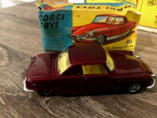 Corgi 259 Ruby Red Le " Dandy Coupe Citroen Chassis