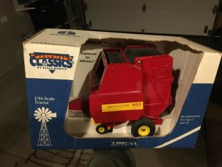 1/16th Scale Holland Round Baler