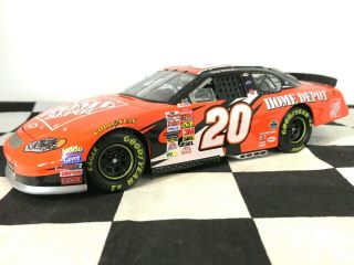 Action 1:24 Tony Stewart 20 The Home Depot 2003 Chevrolet Monte Carlo