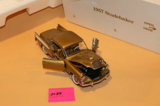 Js84 Danbury 1957 Studebaker Golden Hawk 1:24 Gold,  No