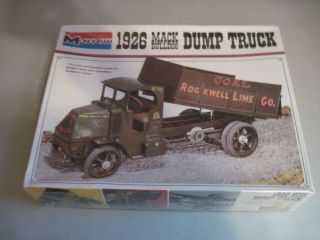 Vintage Monogram 1926 Mack Bull Dog Dump Truck Model Kit