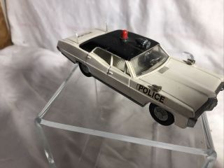 Vintage Dinky Toys Pontiac Parisienne USA Police Car White Made in England 3